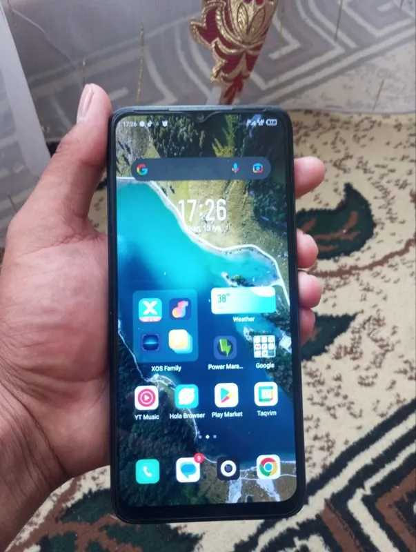 Infinix hot 30 i 8/ 128 — фото 1