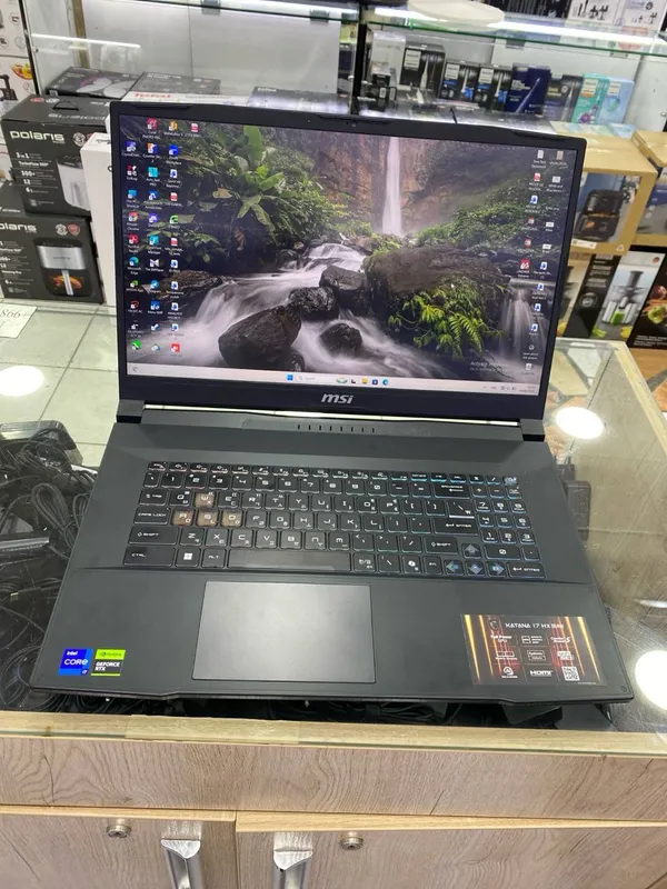 MSI Catana Core i7-14650HX RTX 5060