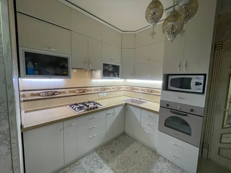 Продаётся шикарная 3-комн. квартира 92м2.   2 этаж — фото 4