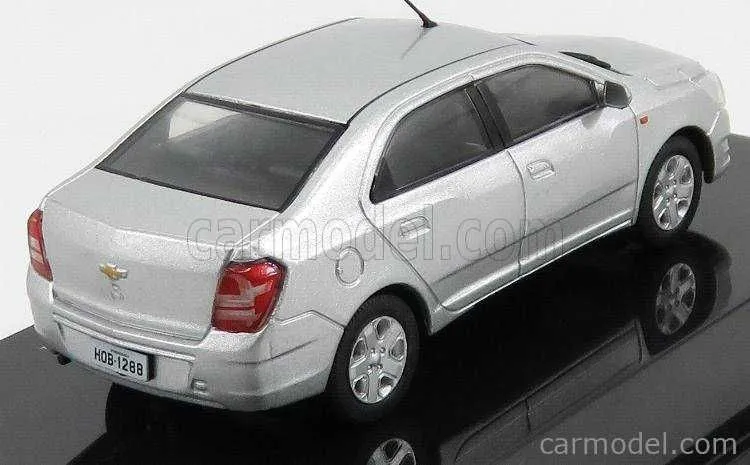 Модель Chevrolet Cobalt в масштабе 1:43 — фото 1