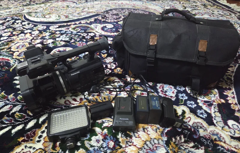 Panasonic kamera hamma narsasi  bilan.