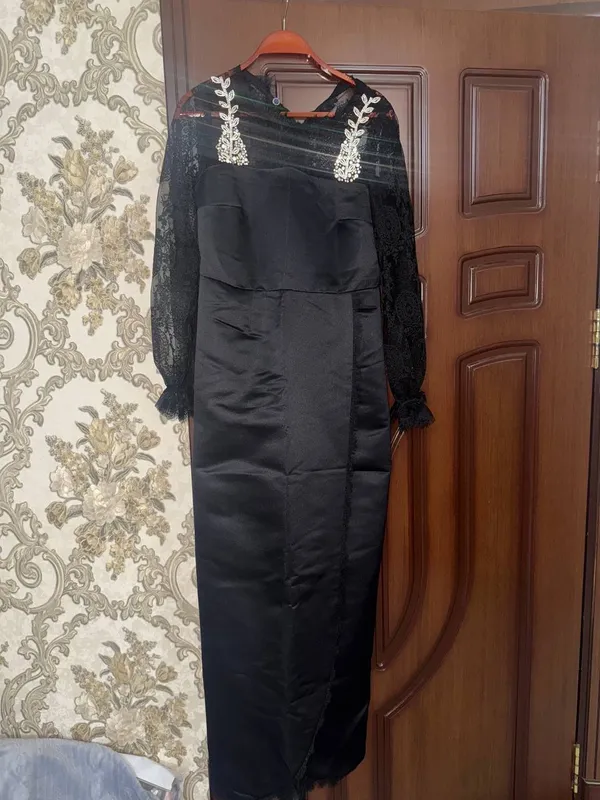 Платье Платье