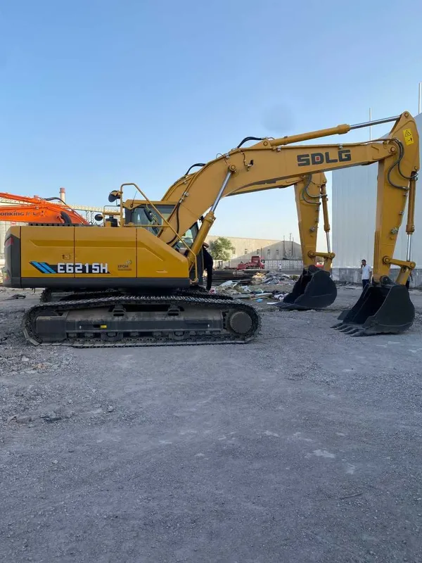 Эксковатор SDLG E6215H 2