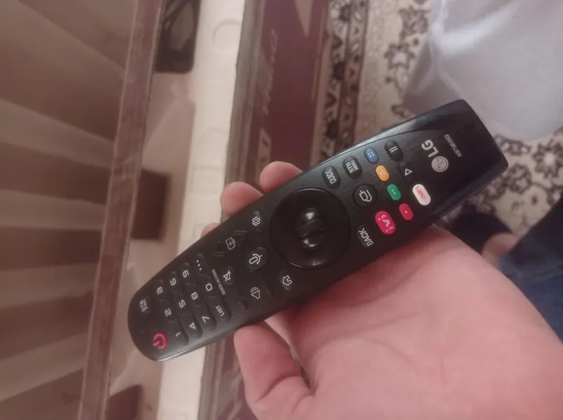 LG 43UN7100 Smart TV 4K 3