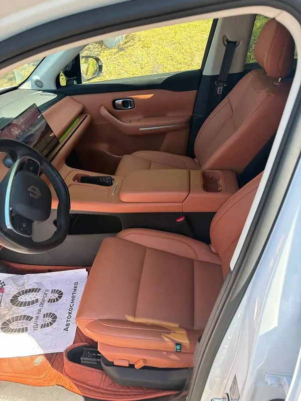 Leapmotor c16 2025 yil 6 Leapmotor c16 2025 yil 6