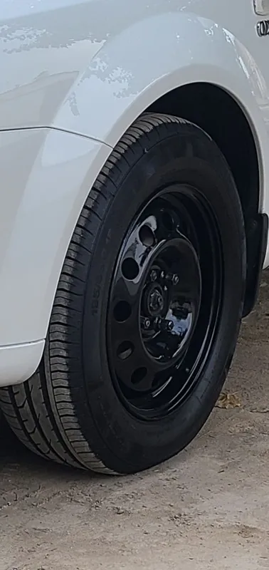 Комплект 4 диска с баллонами 195/65/r15 1 Комплект 4 диска с баллонами 195/65/r15 1