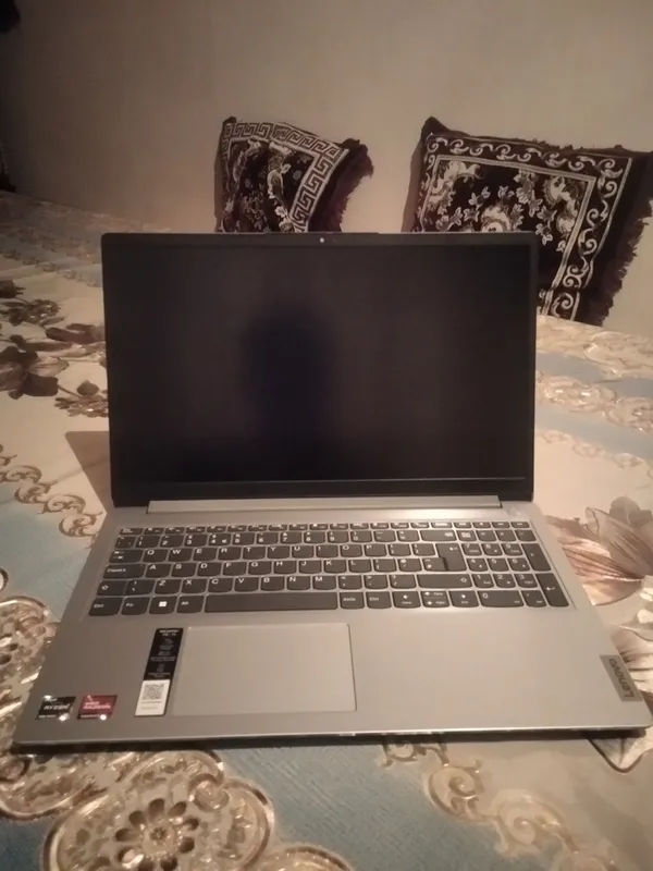 Lenovo, Ryzen 5 8gb operativka