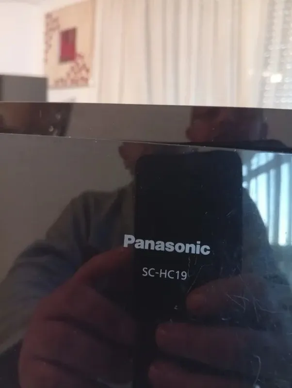Panasonic SC-HC19 5