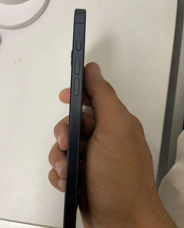 iPhone 15 Pro Max с заблокированным iCloud 3 iPhone 15 Pro Max с заблокированным iCloud 3