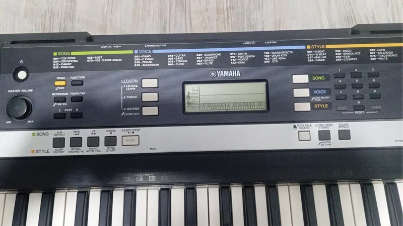 Синтезатор Yamaha — фото 1