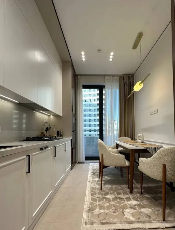 Айбек 3 комнаты • 95 м² • 7/12 этаж 7