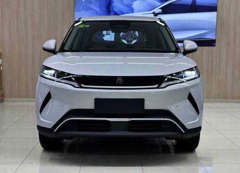 BYD Yuan UP 2026 Elektra Va Gibrit 1