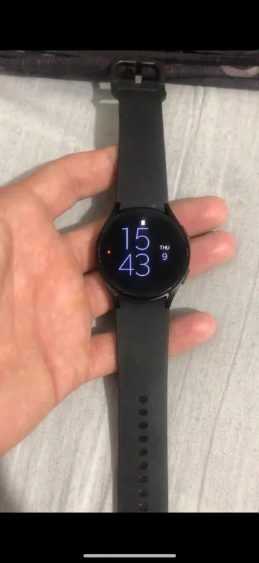 Samsung Galaxy Watch 4 1