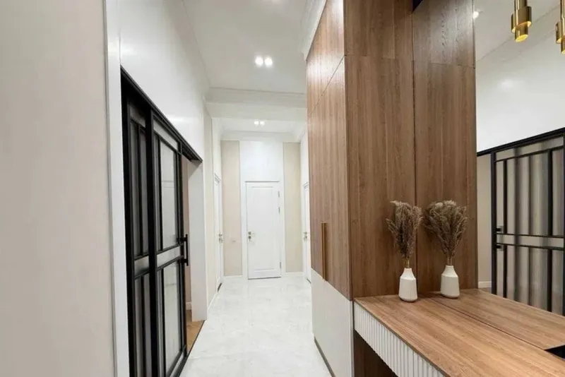 Юнусабад 8-кв • 3 комнаты • 90 м² • 6/12 этаж 5 Юнусабад 8-кв • 3 комнаты • 90 м² • 6/12 этаж 5