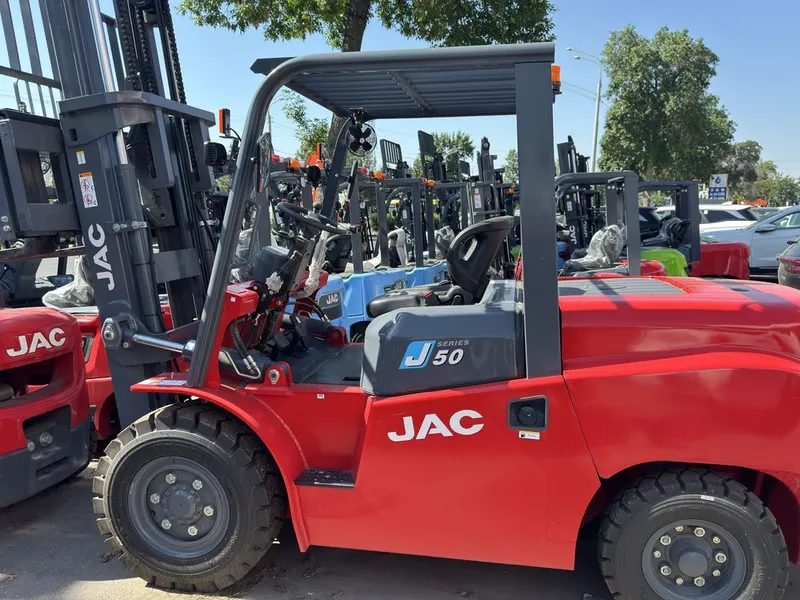 Дизельный вилочный погрузчик автокара avtokara JAC 5 тонн