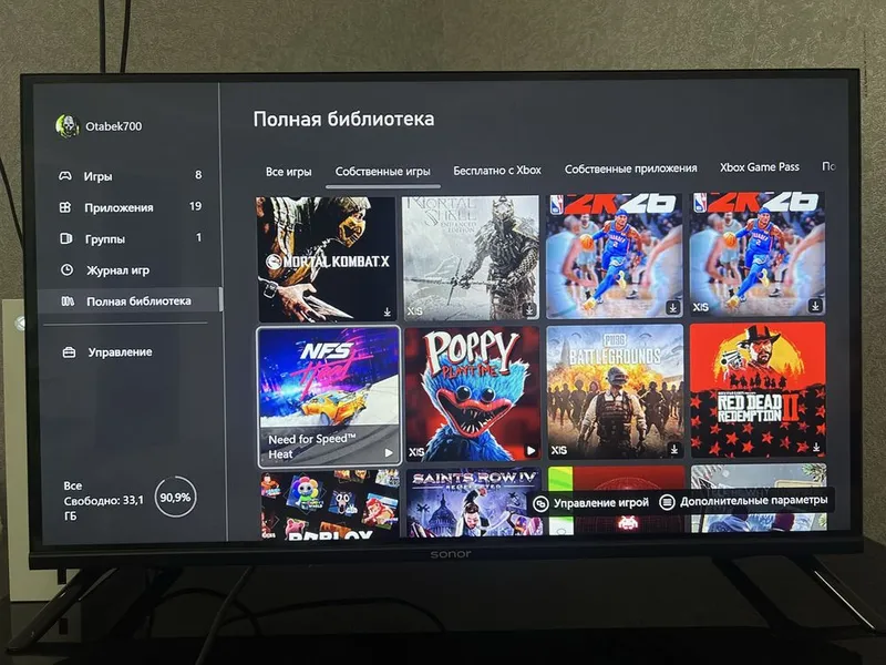 Xbox Series S o‘yinlar va ikkita джойстик bilan 4