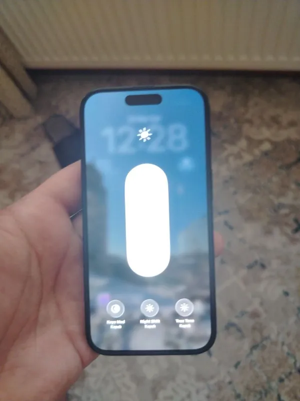 iPhone 16 3 iPhone 16 3