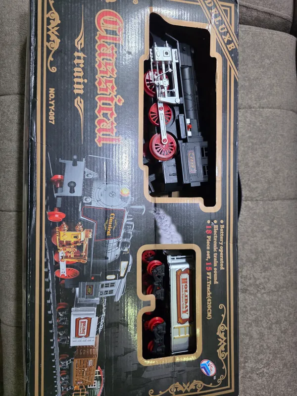 игрушечный поезд