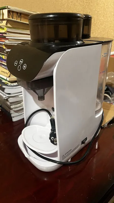 Автомат для приготовления детской смеси Babypoosh 1 Автомат для приготовления детской смеси Babypoosh 1