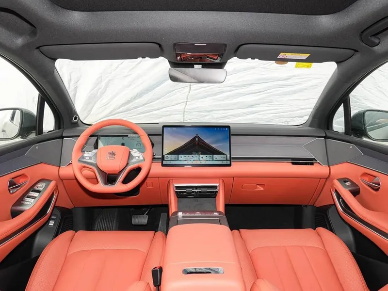 BYD TANG L EV dual motor 4wd в наличие — фото 3