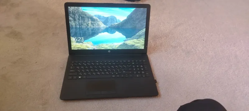 Hp Noutbuk sotiladi