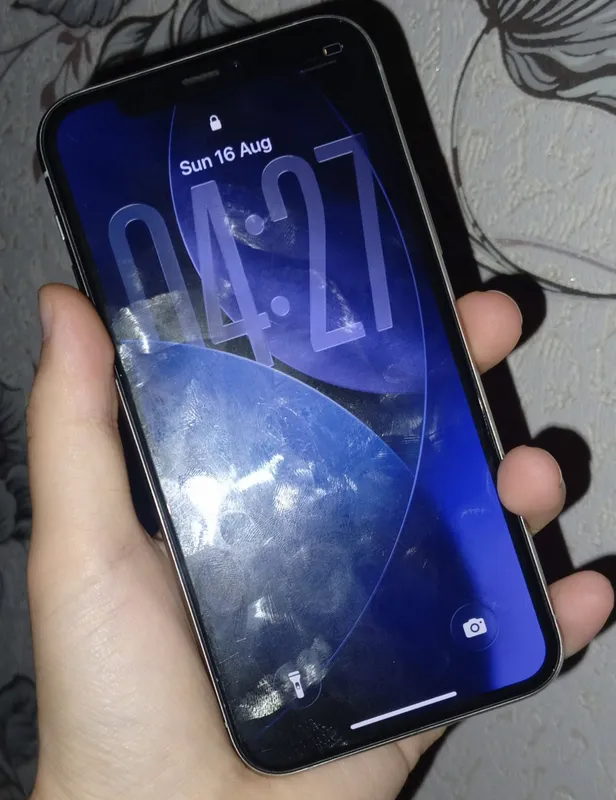 iPhone 11 Pro 2 iPhone 11 Pro 2