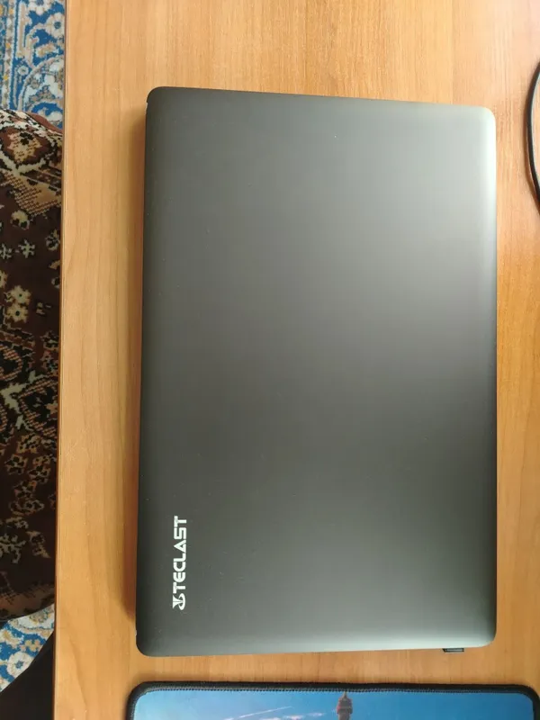 Noutbuk teclast f15S 6/128 sotiladi narxi 100$
