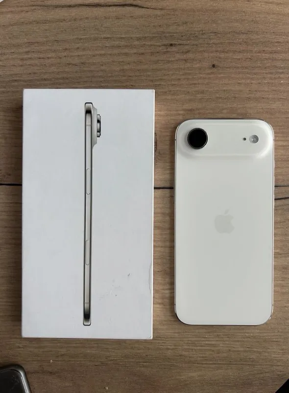 Iphone 17 air white Iphone 17 air white