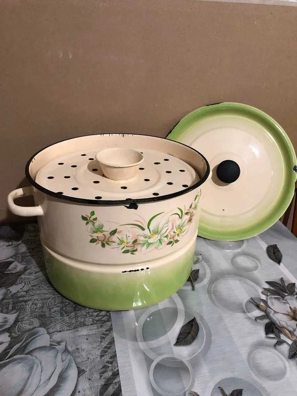 В продаже запчасти от газовой плиты в новом состоянии