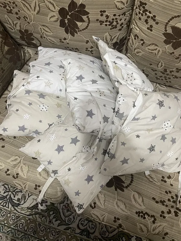 Bola krovatiga o‘rama bortik Bola krovatiga o‘rama bortik