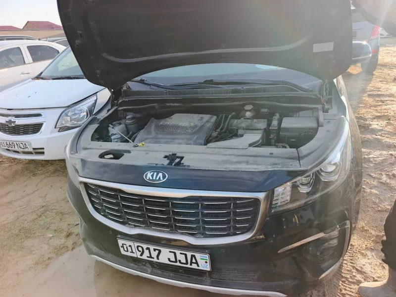 KIA Carnival Dizel sotiladi — фото 1