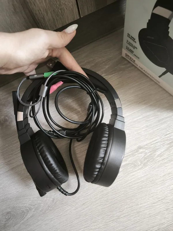 Продаются срочно игровые наушники НОВЫЕ 2 Продаются срочно игровые наушники НОВЫЕ 2