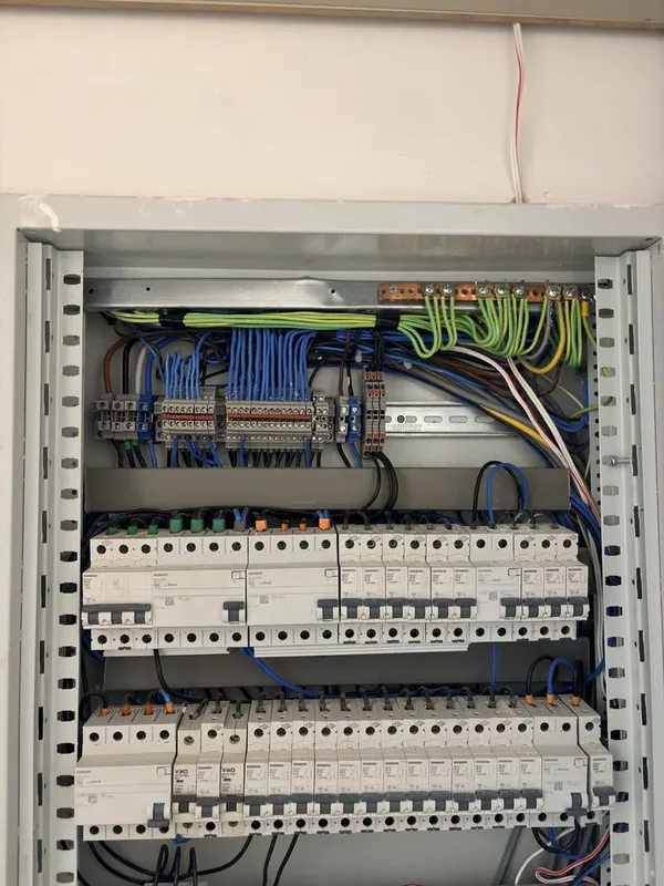 Santexnika Elektrika xizmati 3 Santexnika Elektrika xizmati 3