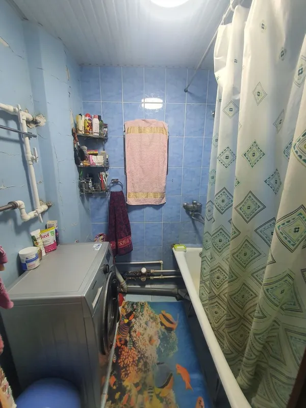 Algaritmda 4 xonali 96 kv.m. kvartira sotiladi 4