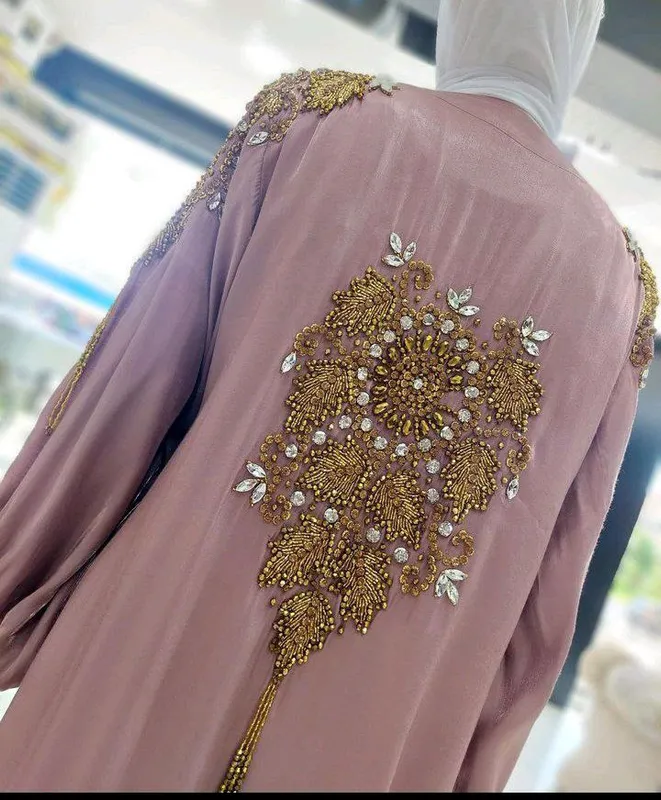 "Muzdalifa"dan olingan abaya 2 marta kiyilgan. — фото 2