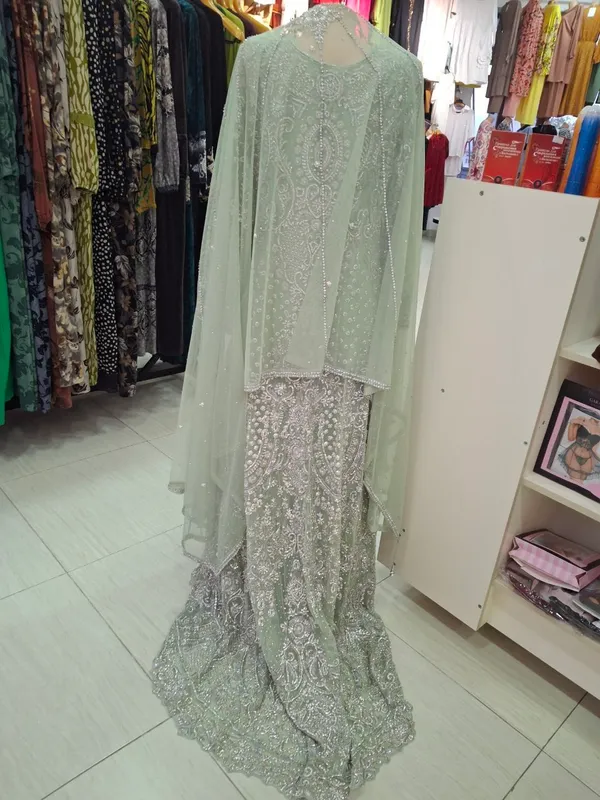 Sari, ansambl. 2 Sari, ansambl. 2