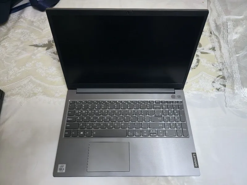 Lenovo ThinkBook Intel Core i5 1