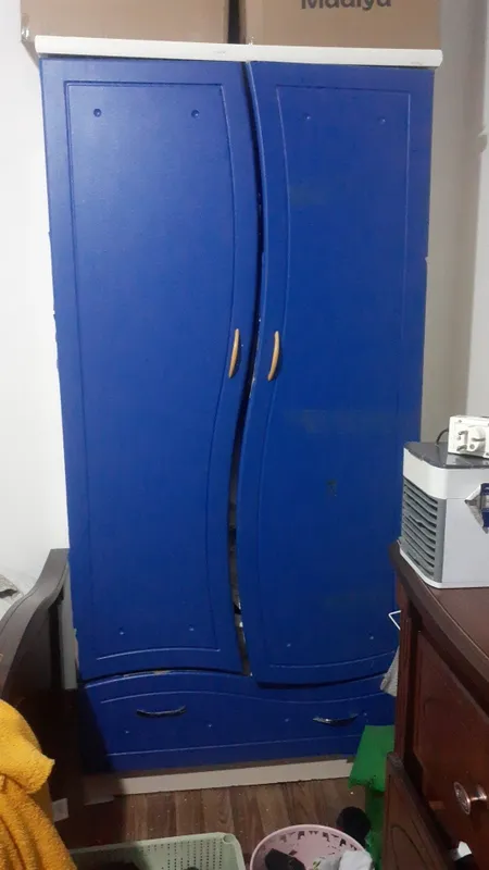 Продается комплект мебели б/у 2