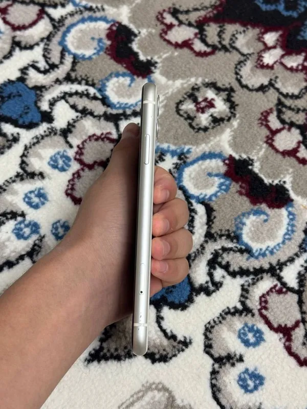 iPhone 11 oq rangda 3