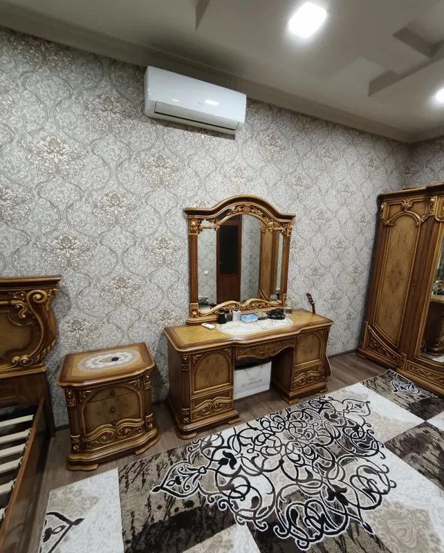 Роскошный китайский спальный гарнитур (полный комплект, 6 предметов) 3