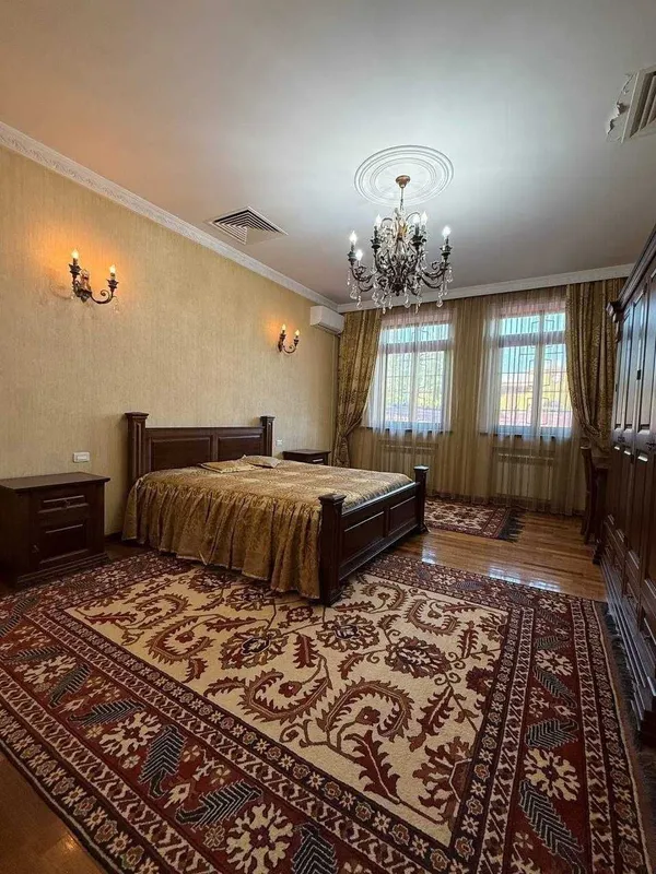 Роскошный дом 1000 м² с бассейном — Центр Луначарского, Узумзор — фото 9