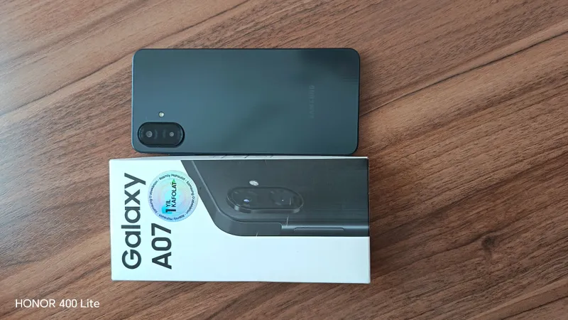 Samsung A 07 sotiladi