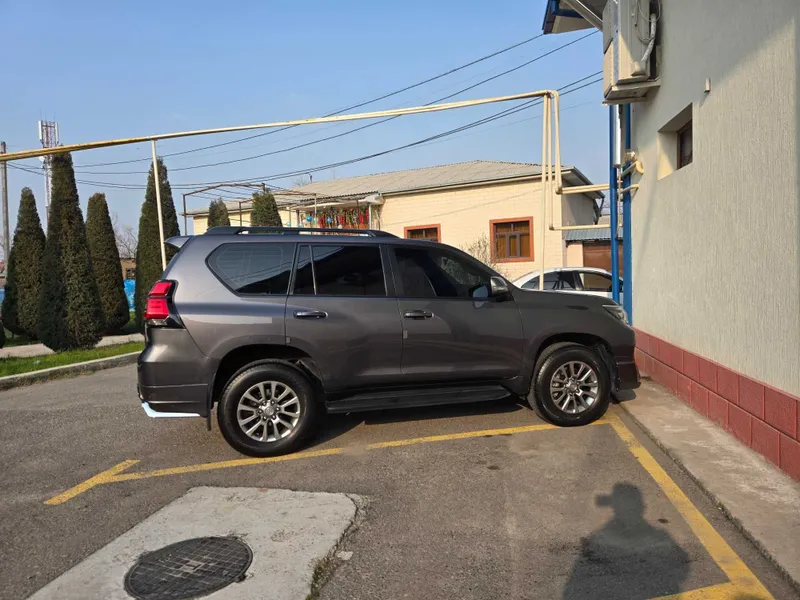Toyota Land Cruiser Prado 2019 | 2.7 | Ideal holat — фото 5