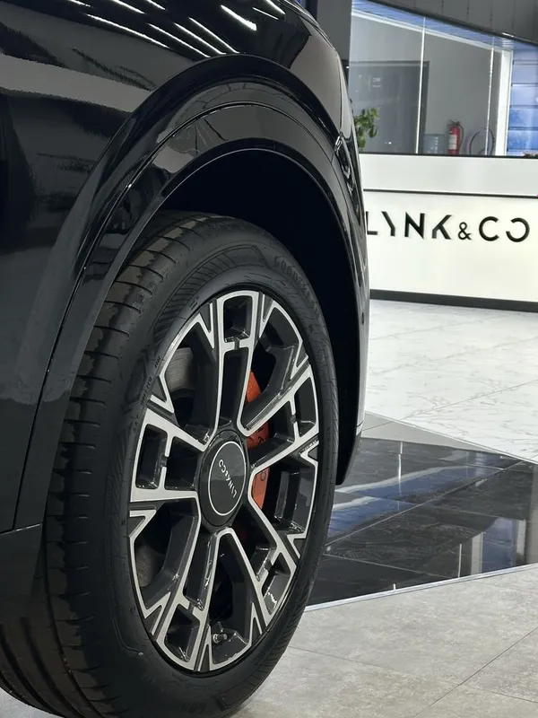 Lynk & co 900 1.5 Turbo 2026 kelshamiz — фото 3