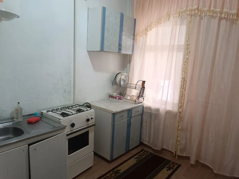 Срочно продаю квартиру в Чирчике 1 к 2 э 3 мик — фото 4