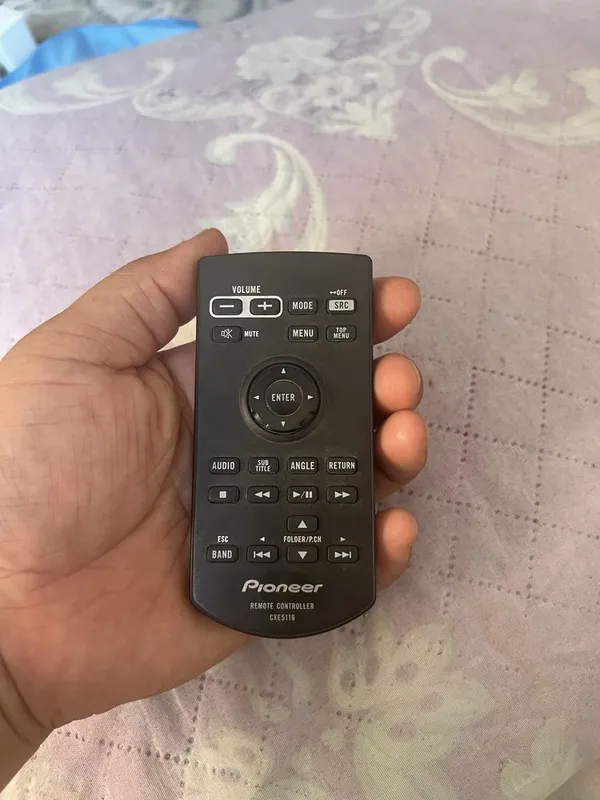 Pioneer magnitafon uchun pult sotiladi 3