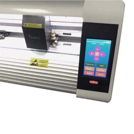 Плоттер для контурной резки Teneth TN48-CCD с CCD-камерой 2 Плоттер для контурной резки Teneth TN48-CCD с CCD-камерой 2