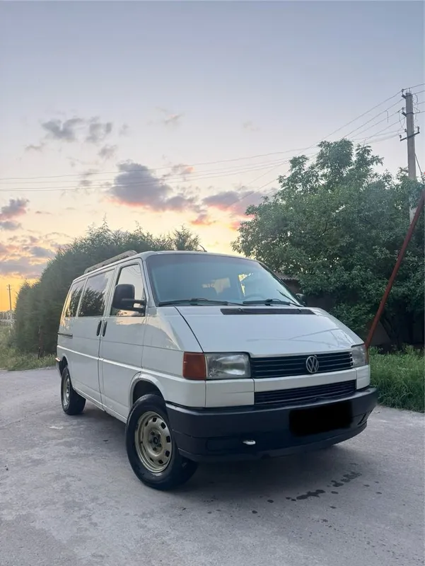 Volkswagen T4 sotiladi. 2 Volkswagen T4 sotiladi. 2