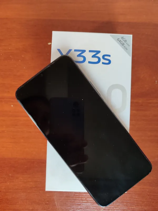 Vivo y33 s 4/64 б/у