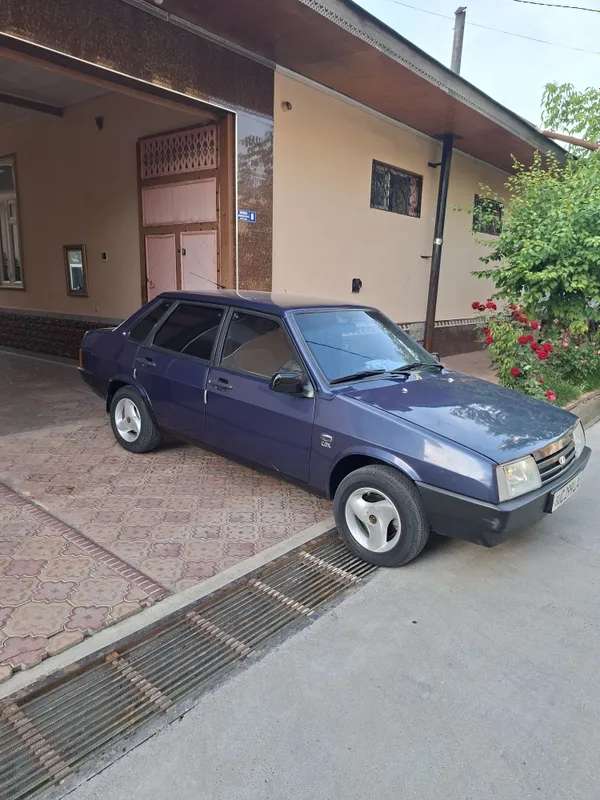 Ваз 21099 сотилади